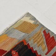 %100 Wool Turkish Vintage Kilim Rug, Mid Century Modern, 183x324 Cm