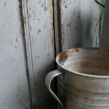 Cache pot en zinc