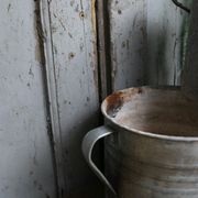 Cache pot en zinc