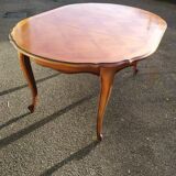 Table à manger en bois style Louis XV
