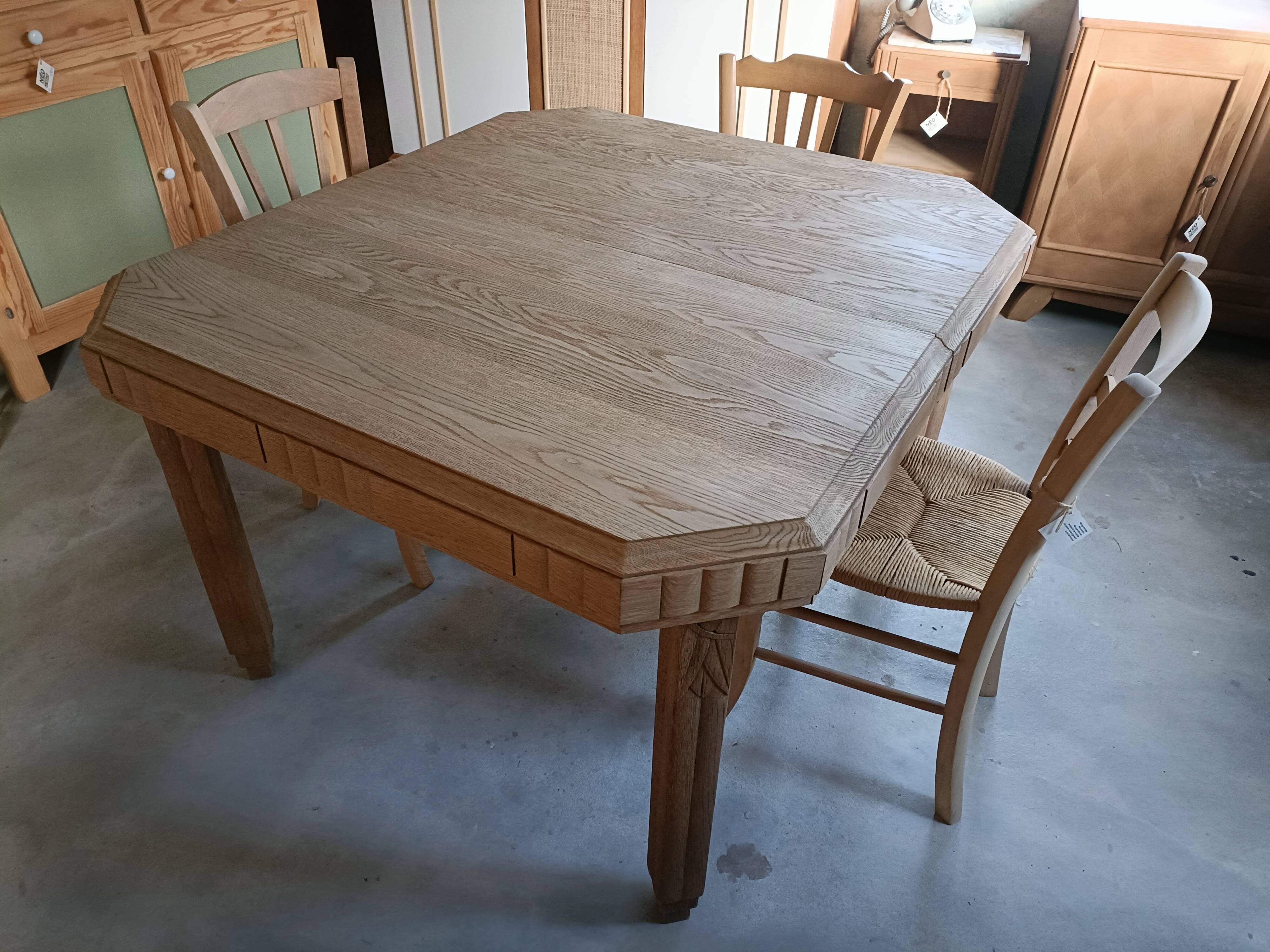 Renovated Art Deco dining table with extension.