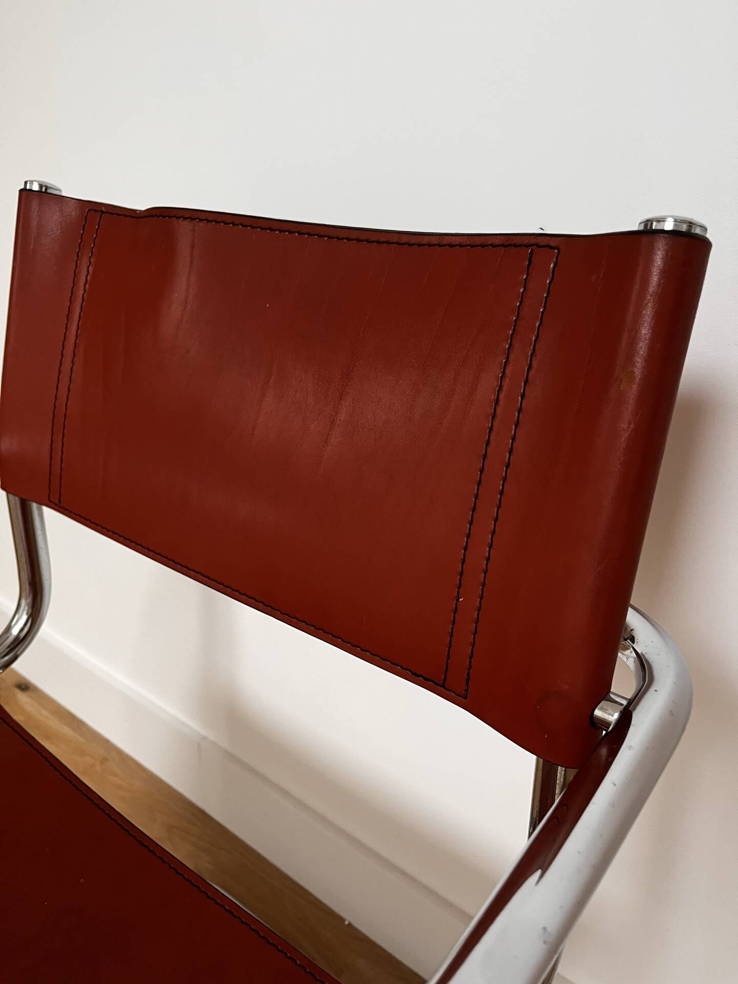 Chaise assise et dossier cuir