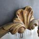 Miroir ancien en bois et stuc doré