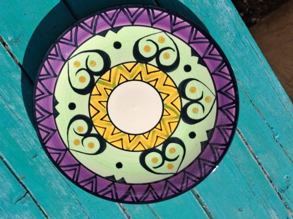 Hand-painted ceramic plate from Brittany, vintage (1960-1970)🌸