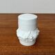 Boîte en porcelaine blanche allemande motif coquillage de Kaiser, années 1960