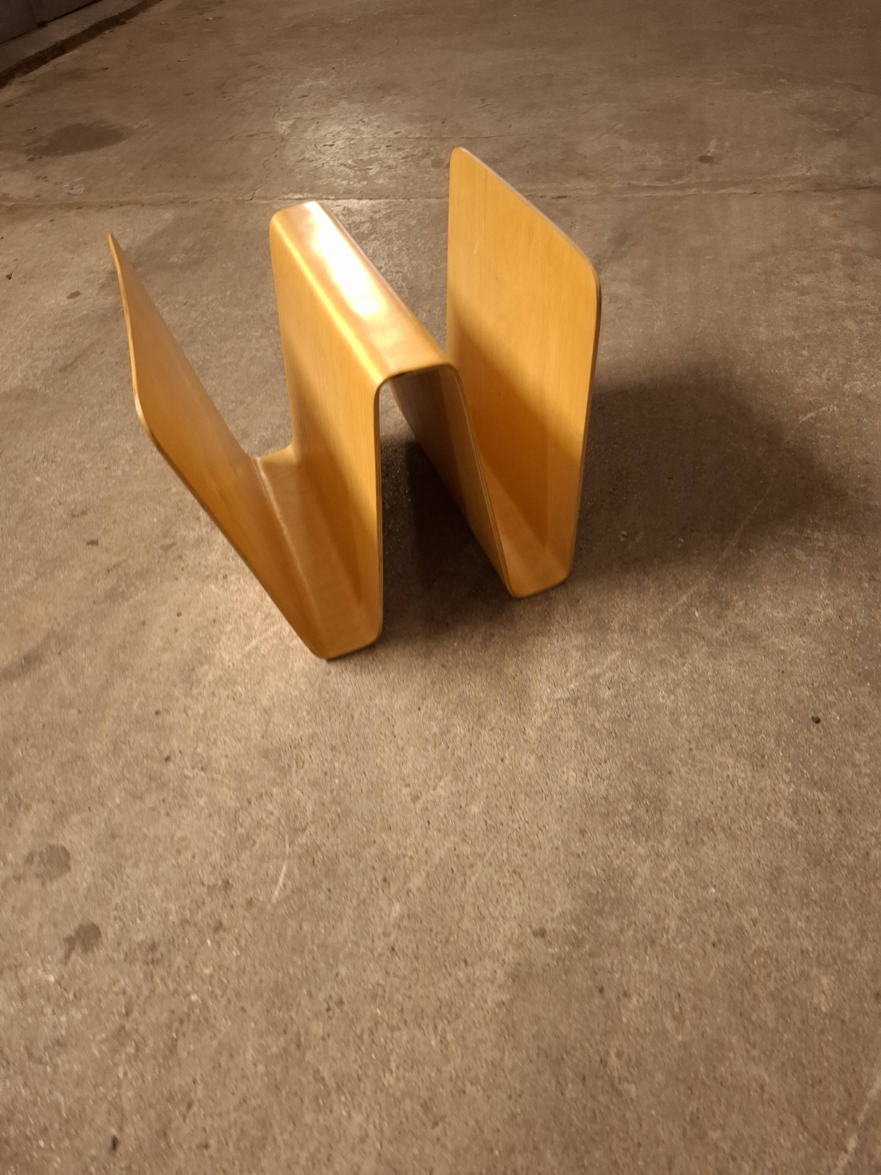 Wooden magazine rack from the 80s and 90s Habitat