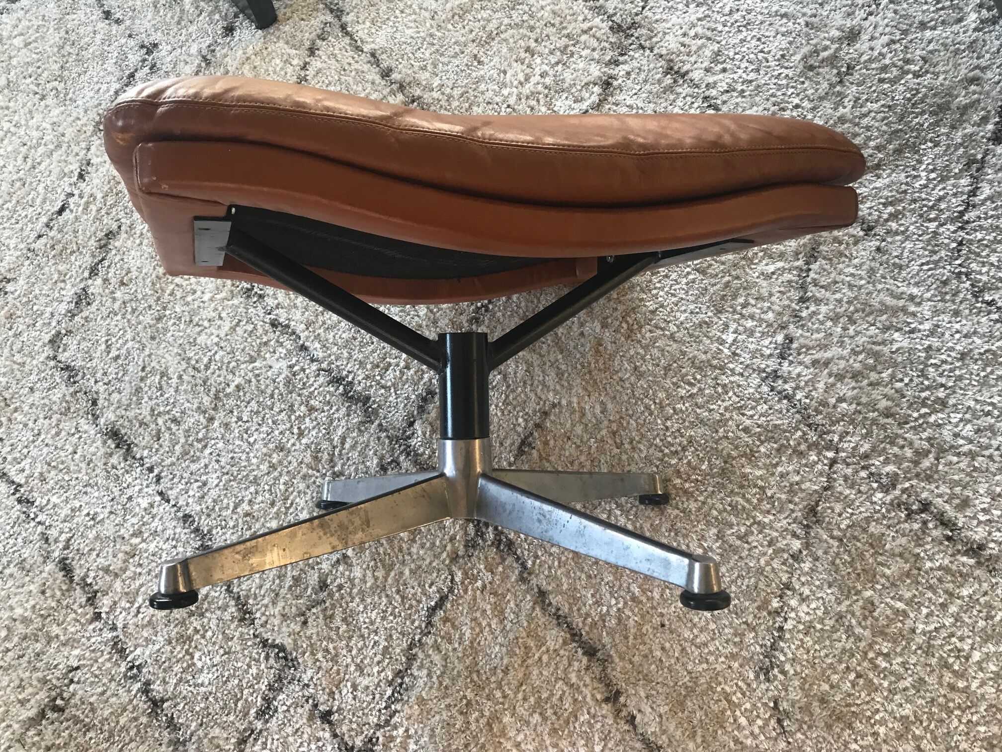 Ottoman model " King" in brown whiskey leather by Roger Vandenbeuck for Strassle , SWITZERLAND