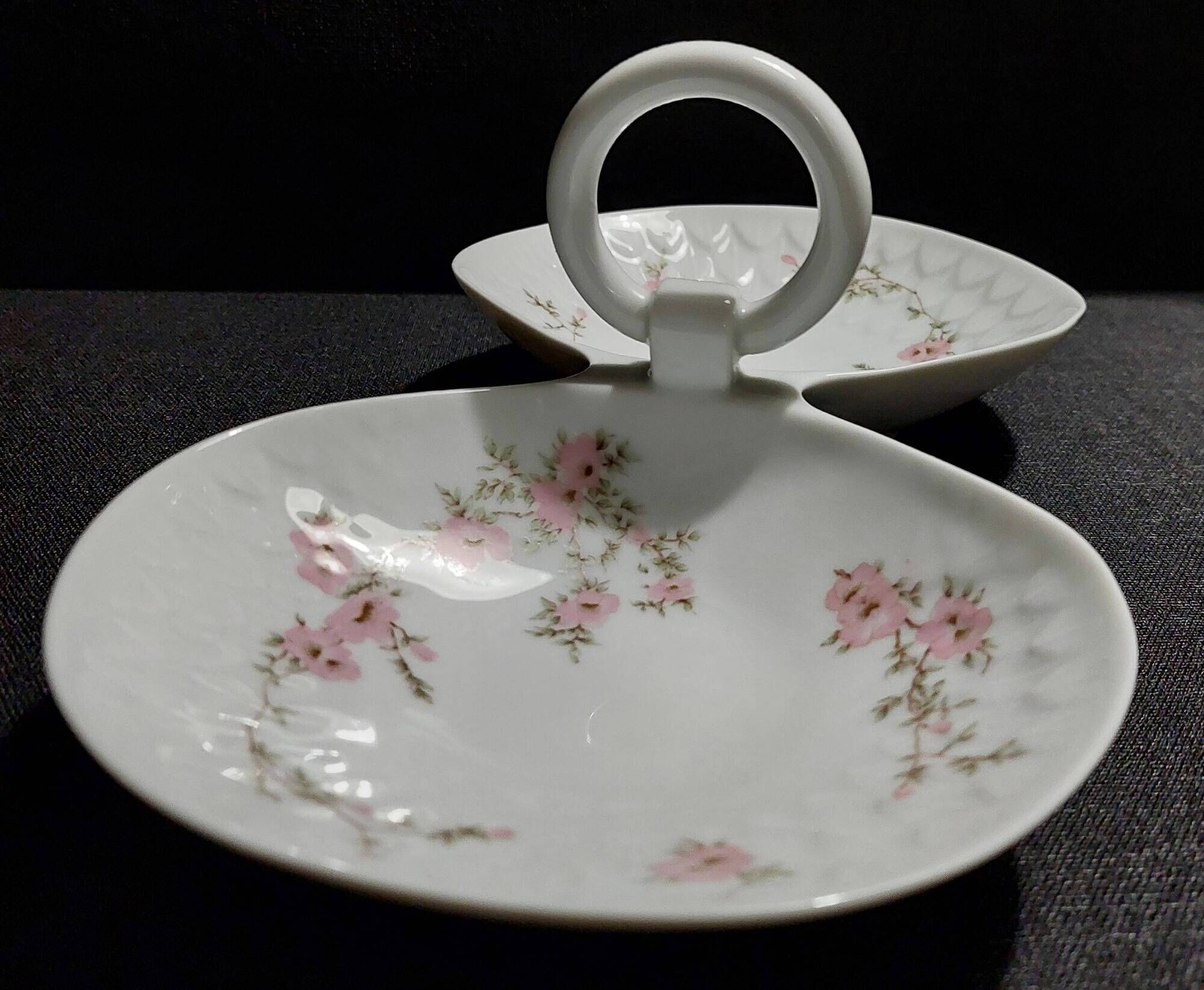 Servant aperitif porcelain dish Bernardaud Limoges decor Amandine