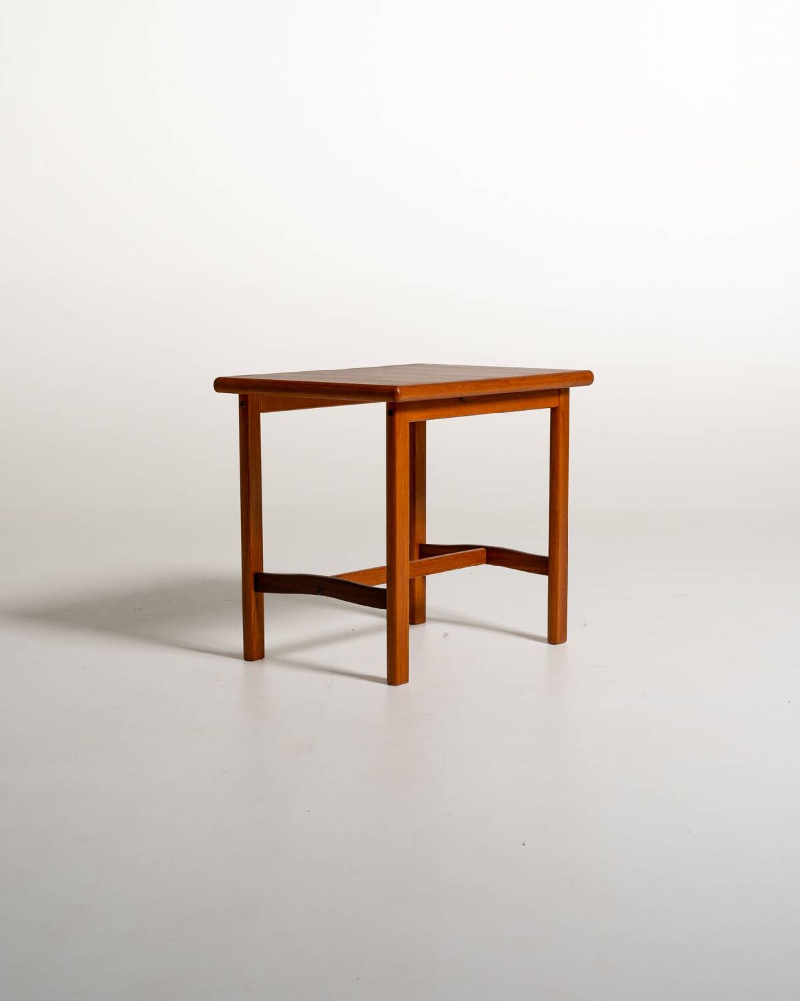 Teak side table produced by Alberts, 1967