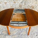 Extendable dining table in teak, butterfly extension by Van Pelt circa 1960.