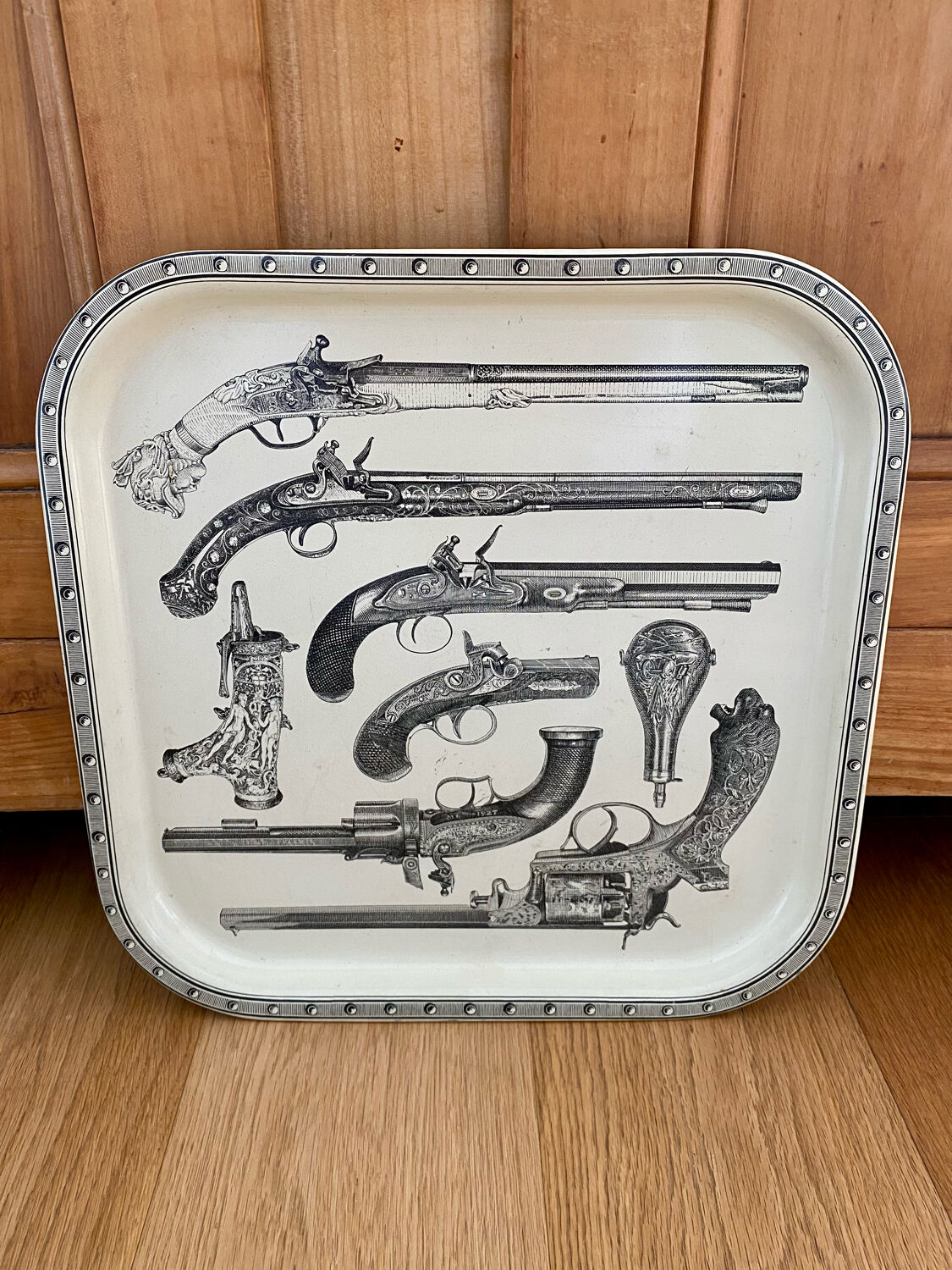 Metal tray Piero Fornasetti "Guns" 60s revolvers