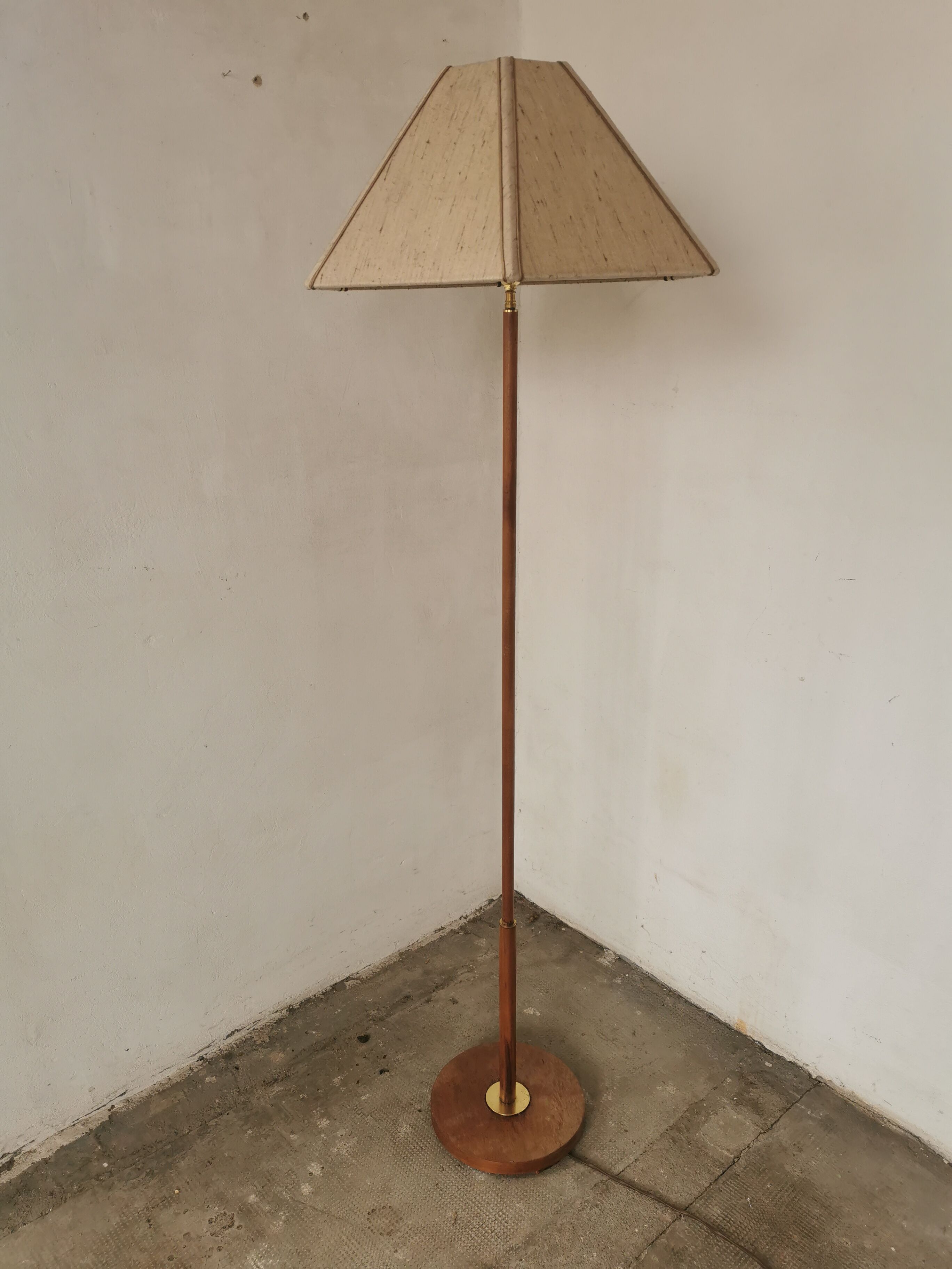 Scandinavian floor lamp 1960, wood and brass