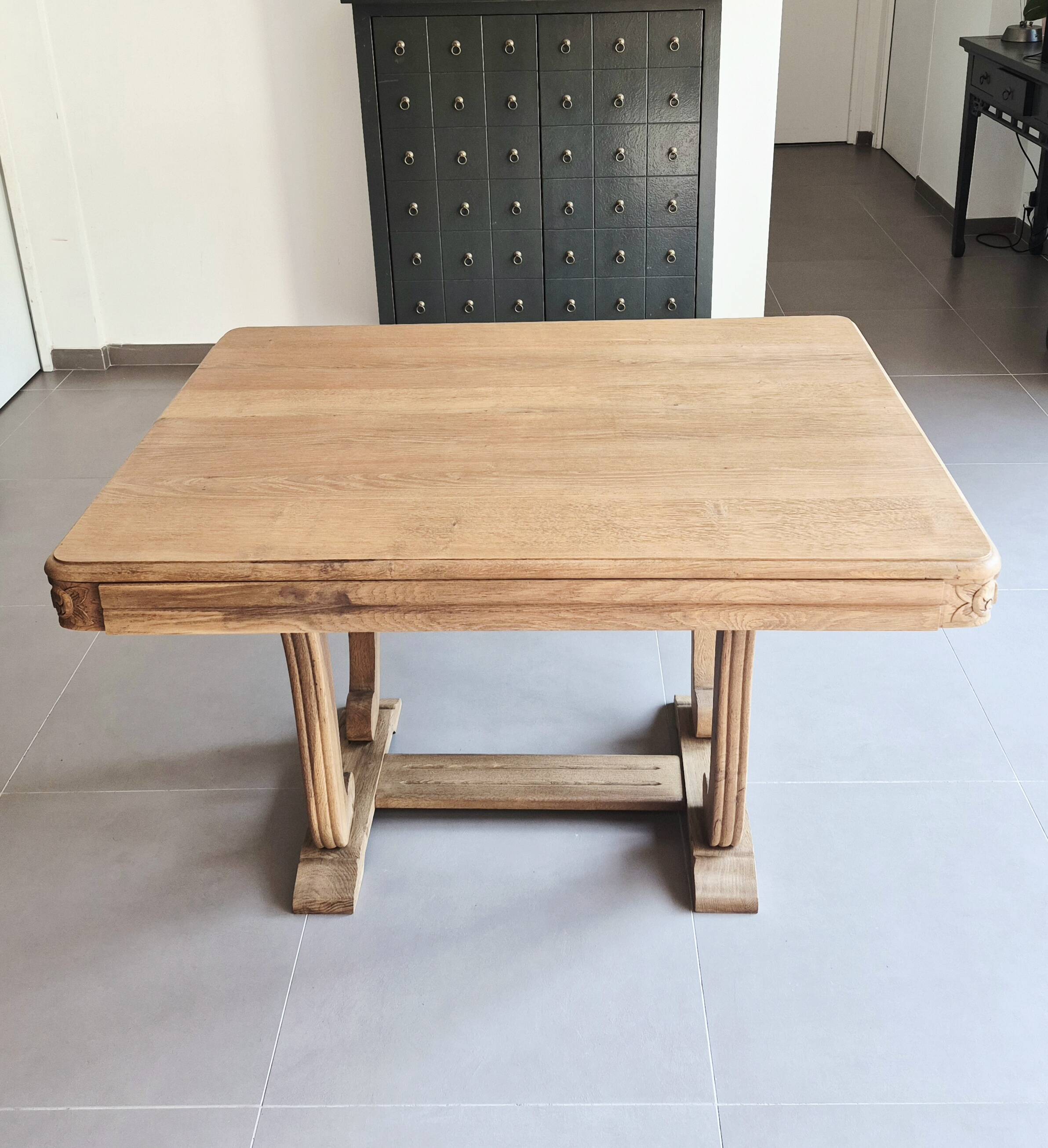 Art Deco table