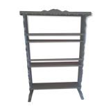 Display dresser