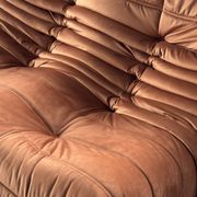 Canapé Togo deux places par Michel Ducaroy pour Ligne Roset
