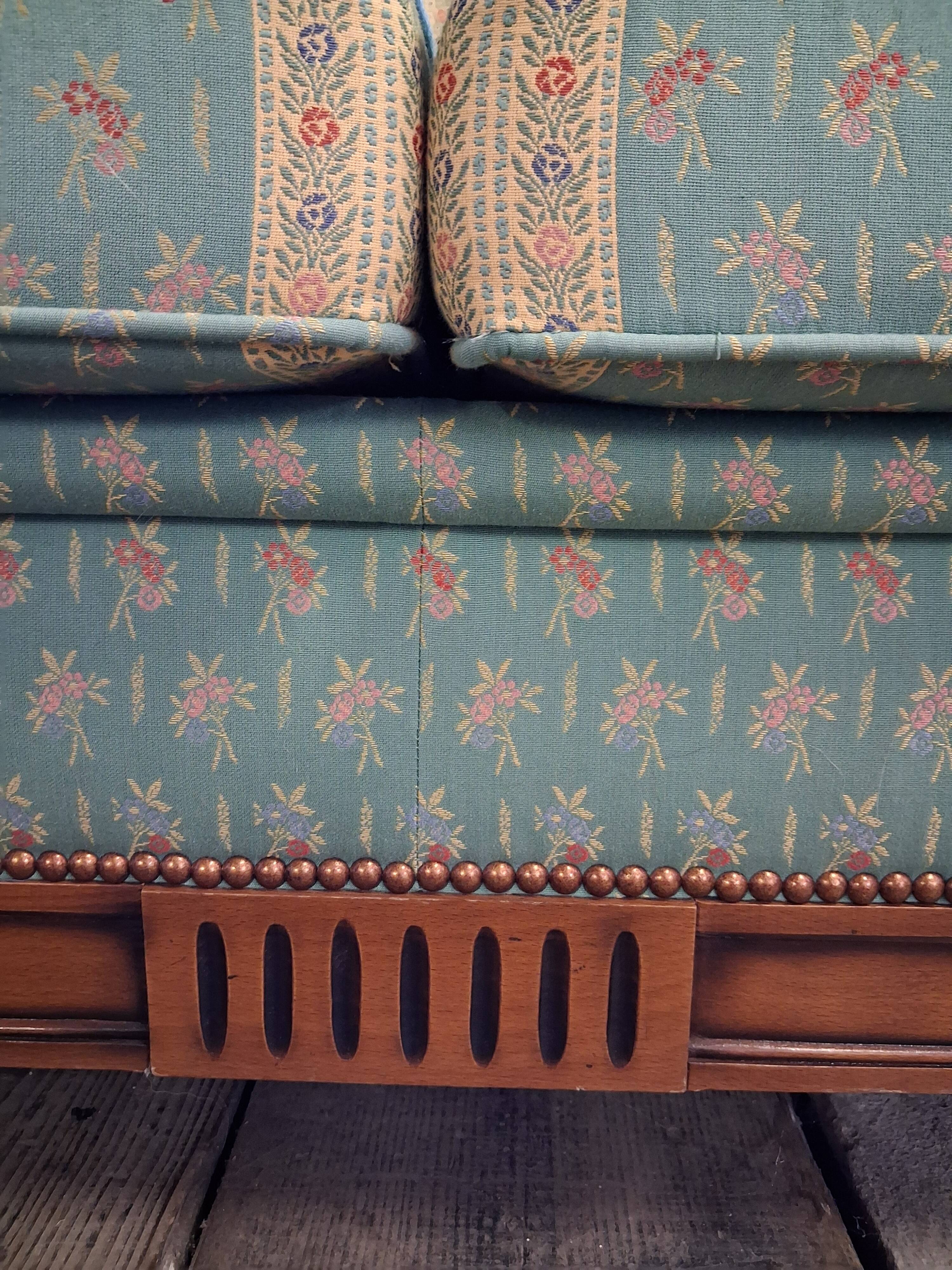 Two-seater sofa