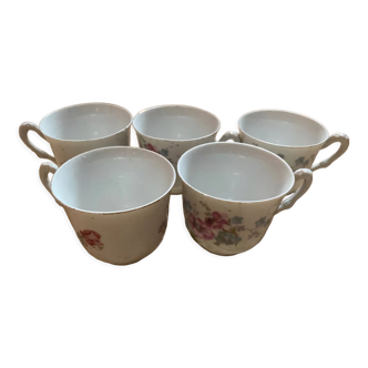 Set of 5 cups