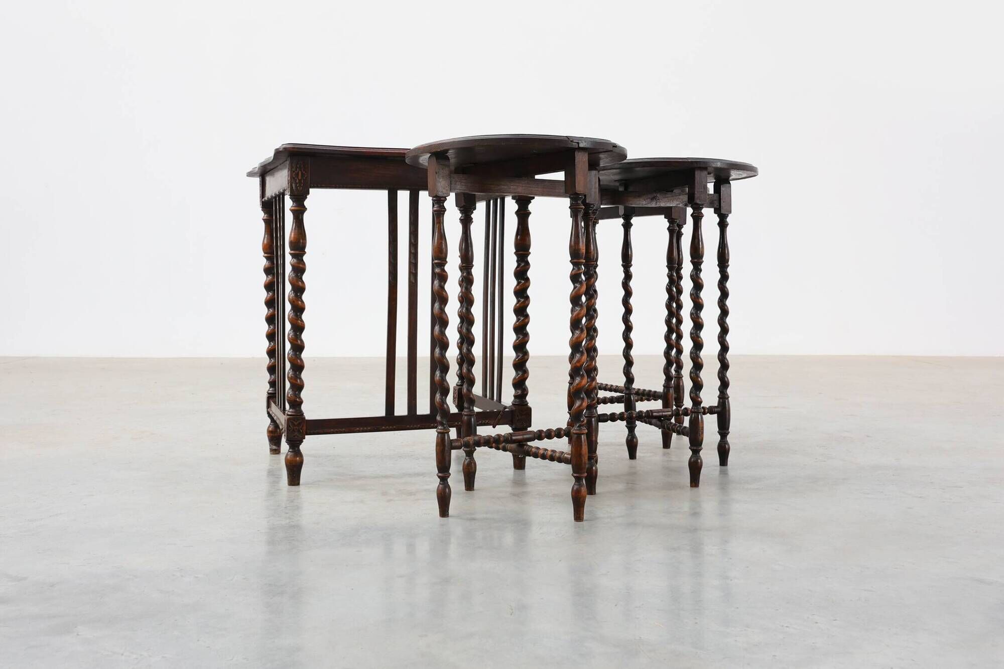 Set of Four Oak Barley Twist Nesting Tables, England, circa 1900n
