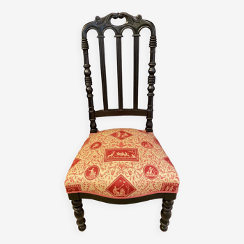 Chaise de cheminee ou a langer epoque 1900 en bois laque noir et tissu imprime
