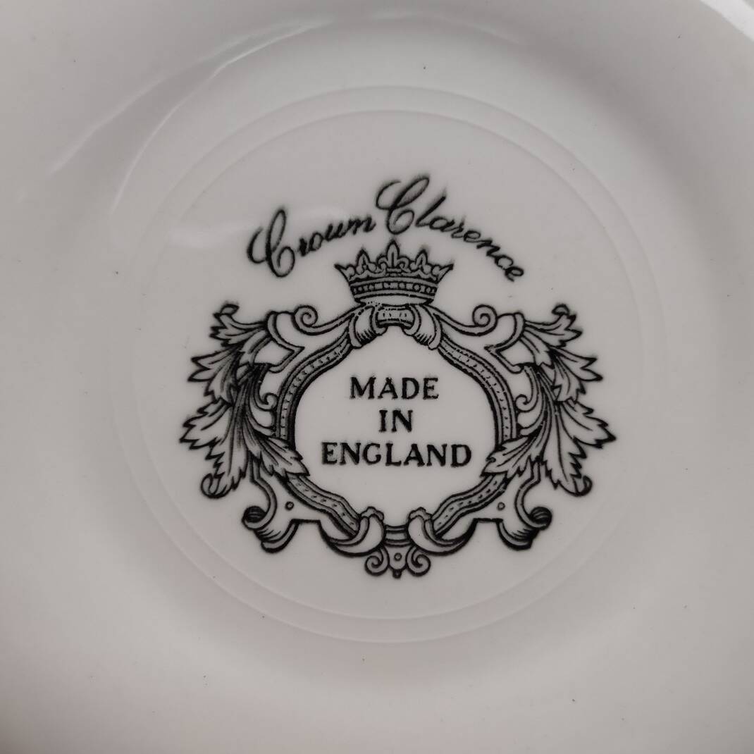 Set of 6 porcelain dessert plates