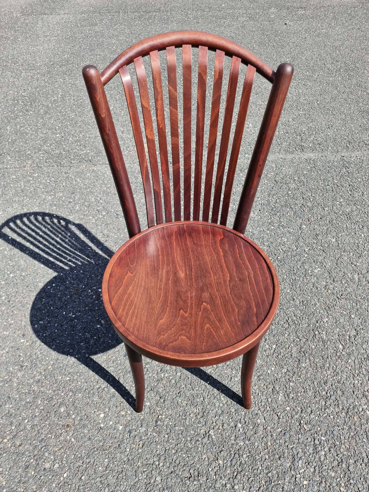 Lot de 36 chaises de bistrot