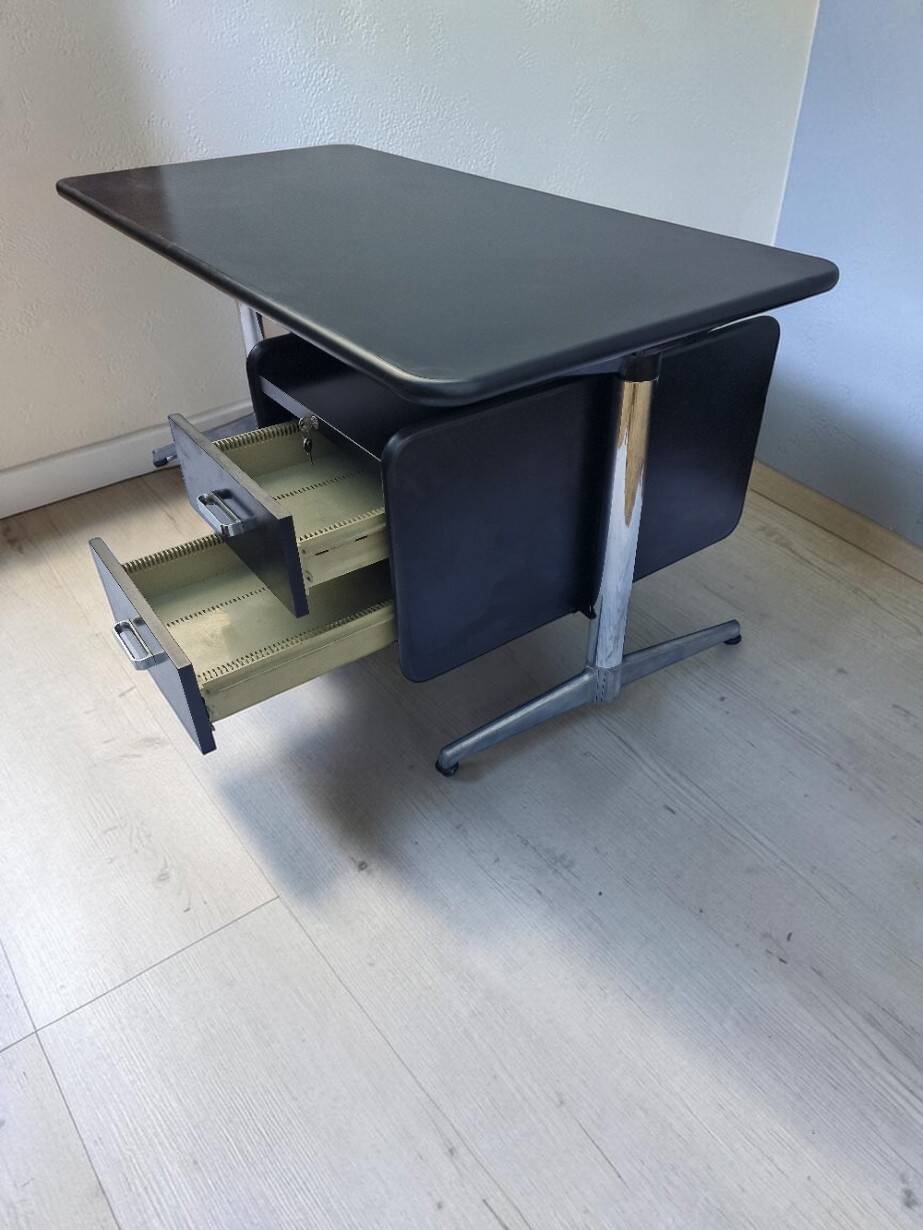 Vintage desk by Giancarlo Piretti for Anonima Castelli