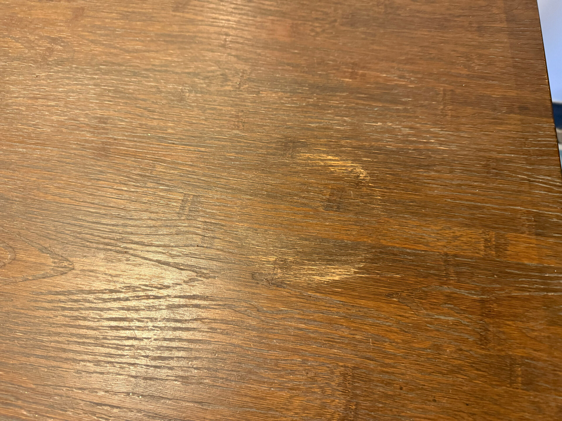 Dining table and 4 chairs