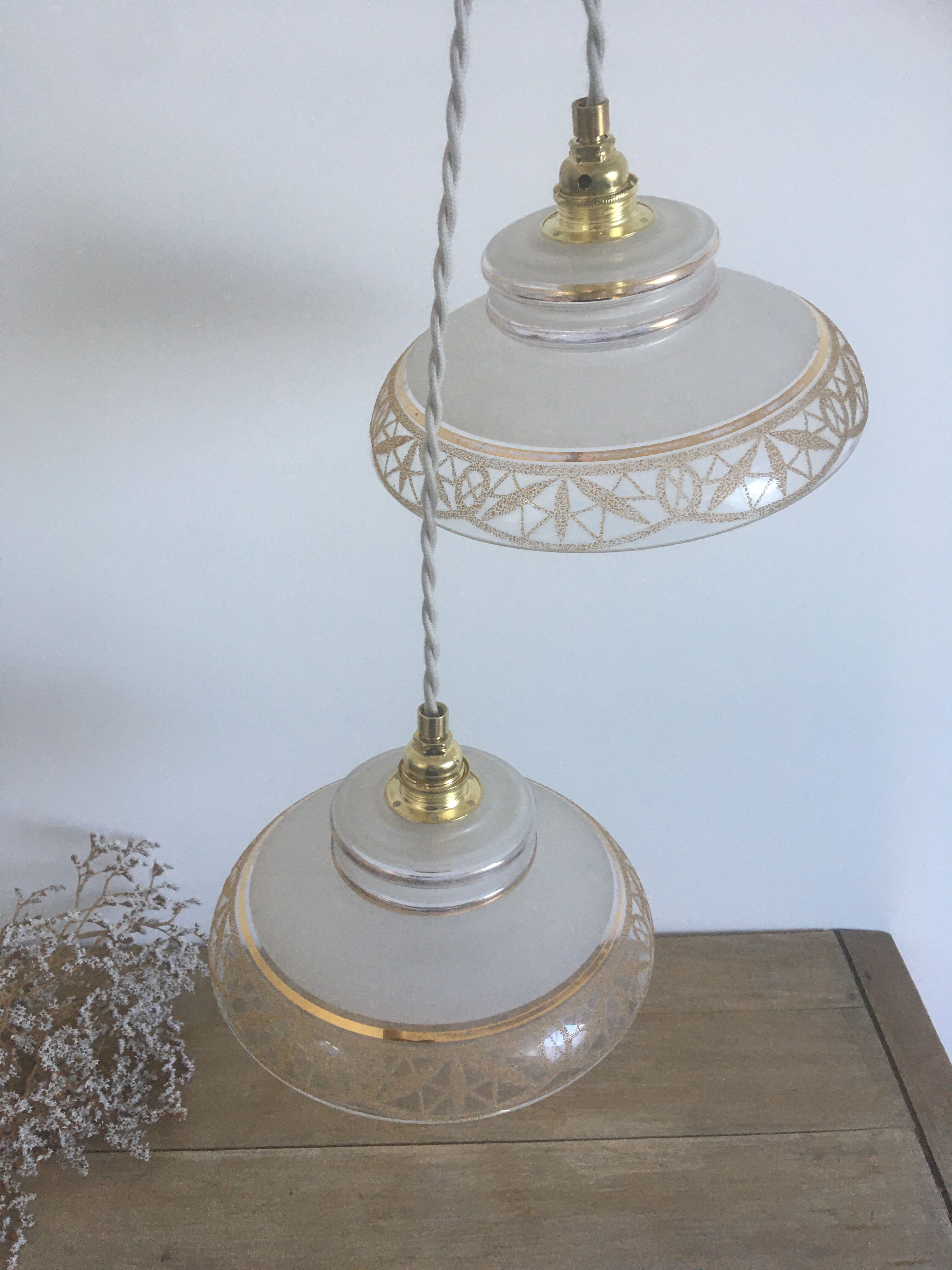 Pair of suspensions in white & gold frosted glass