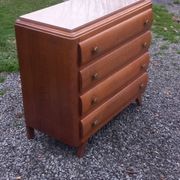 Vintage oak chest of drawers with splayed legs and 4 drawers, circa 1950