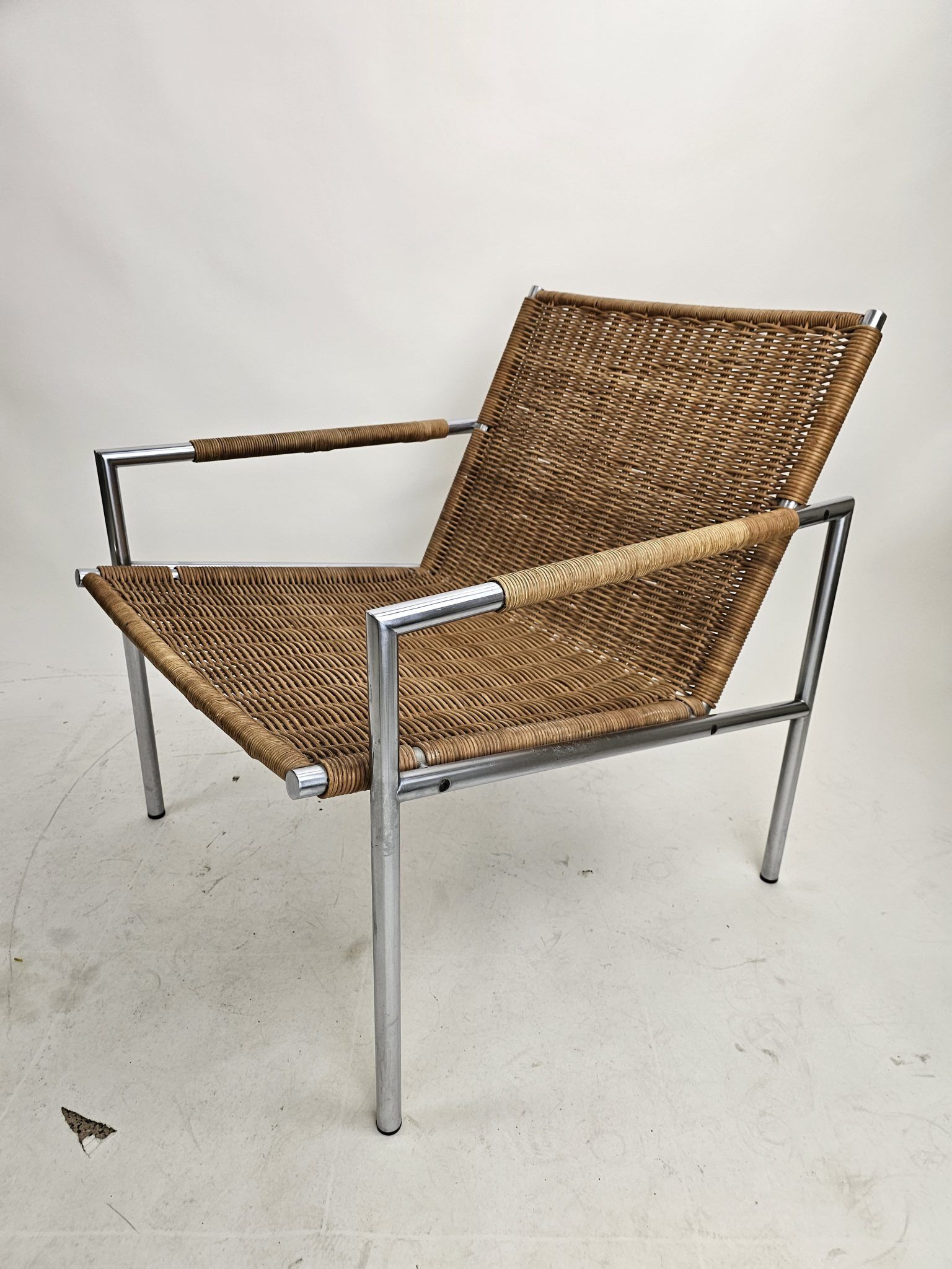 Spectrum SZ01 armchair by Martin Visser