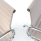 Paire de fauteuils pivotants Aluminium Chair EA 108 design Ray & Charles Eames, Vitra 60/70s