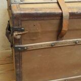 Antique curved transport trunk circa 1900 B.Vinay