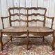 Banquette radassier paillée de style Louis XV provençal
