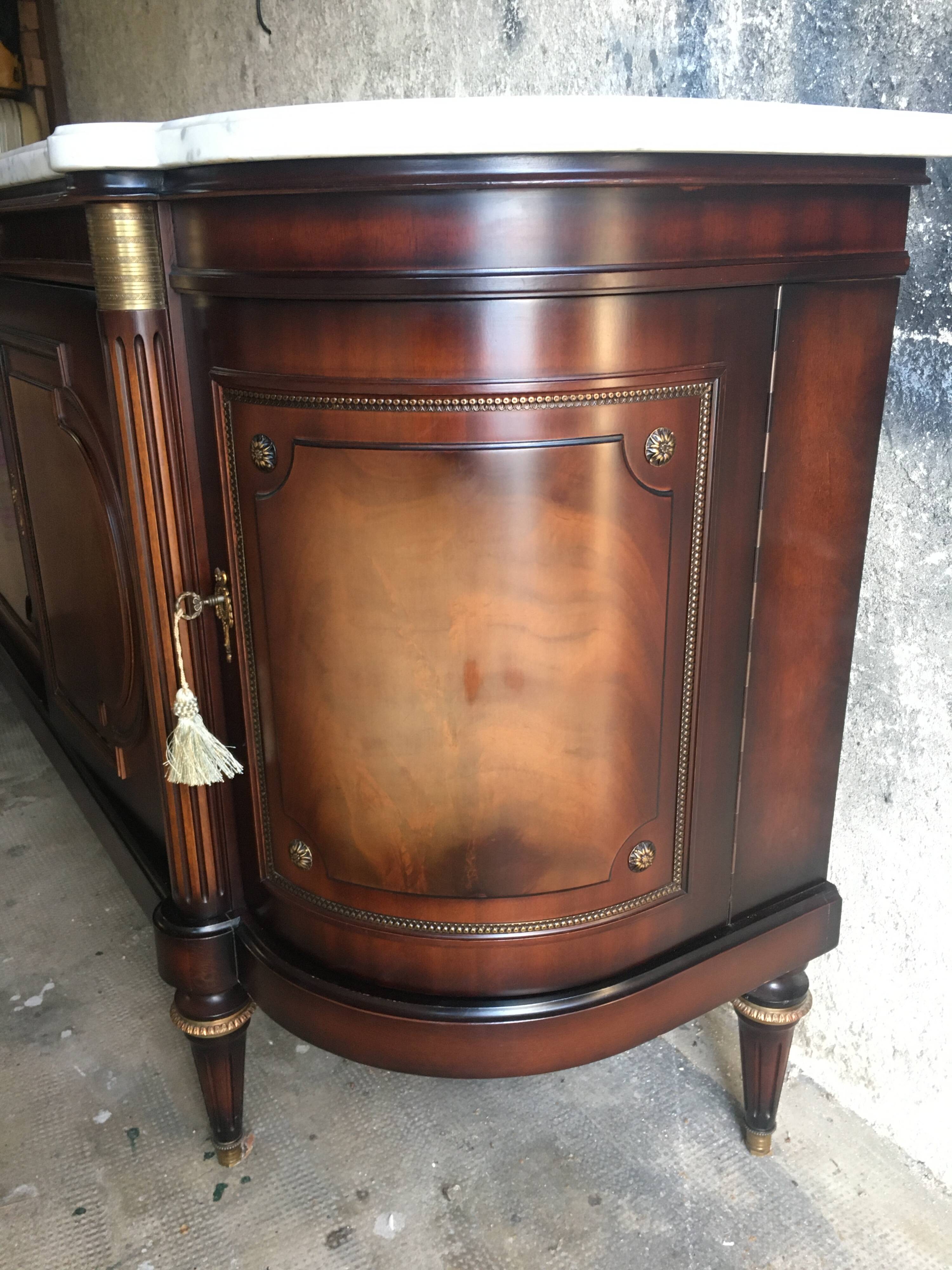 Louis 16 style sideboard signed Ehalt