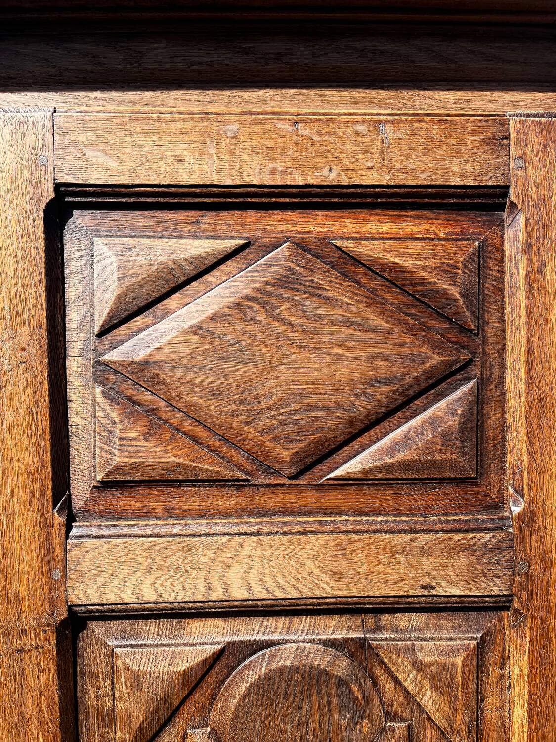 Antique oak bonnetière