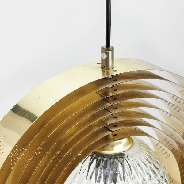 Suspension 'Moon', en lamelles de laiton et verre,  années 1970