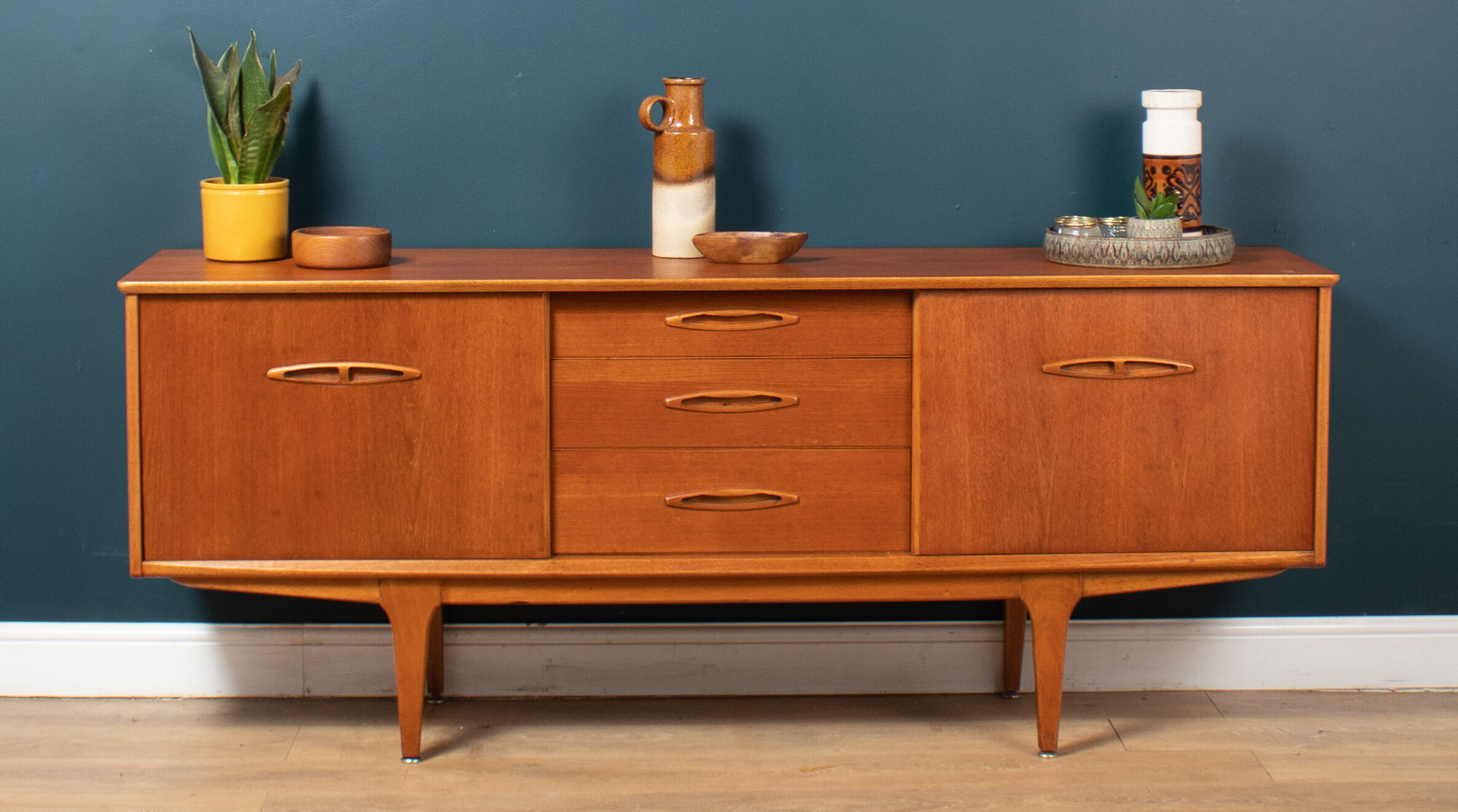 Jentique sideboard 1960