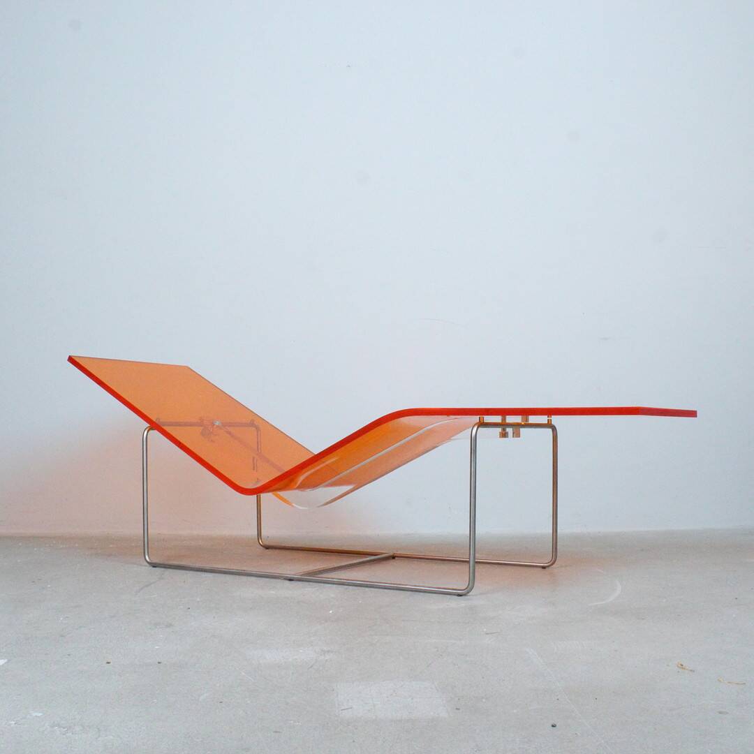 'Wave' chaise longue in orange plexiglass by Jean-Marie Massaud