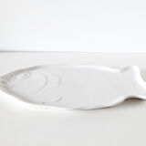 White ceramic fish dish