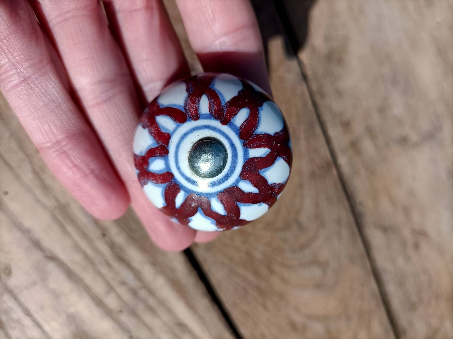 Genuine stoneware door knobs