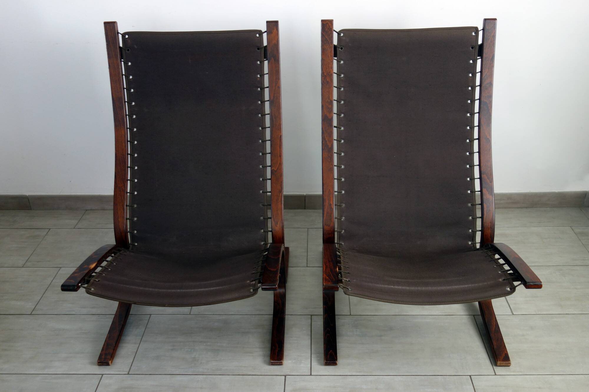 Pair of leather Siesta armchairs by Ingmar Relling for Westnofa, 1970s