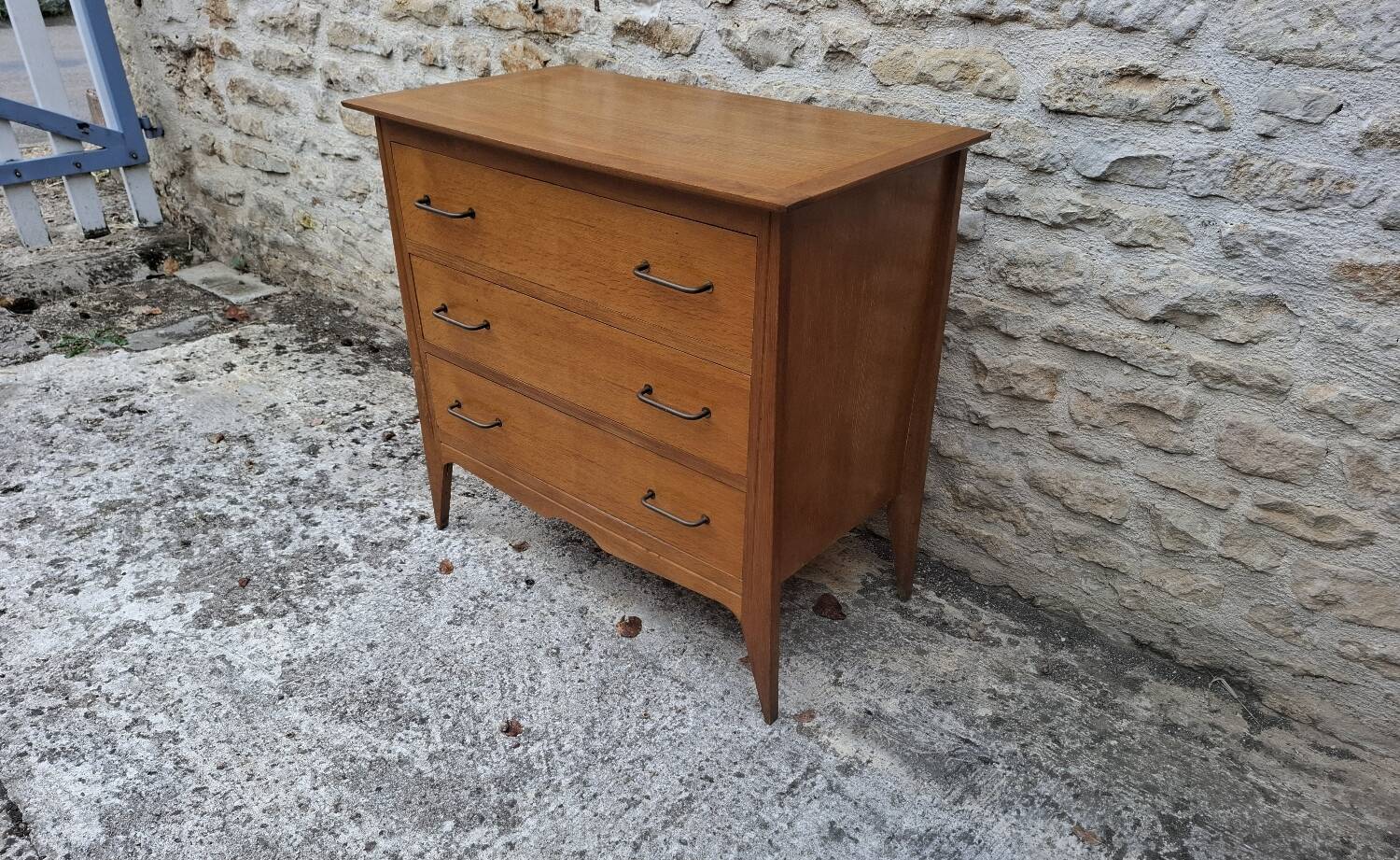 Vintage chest of drawers