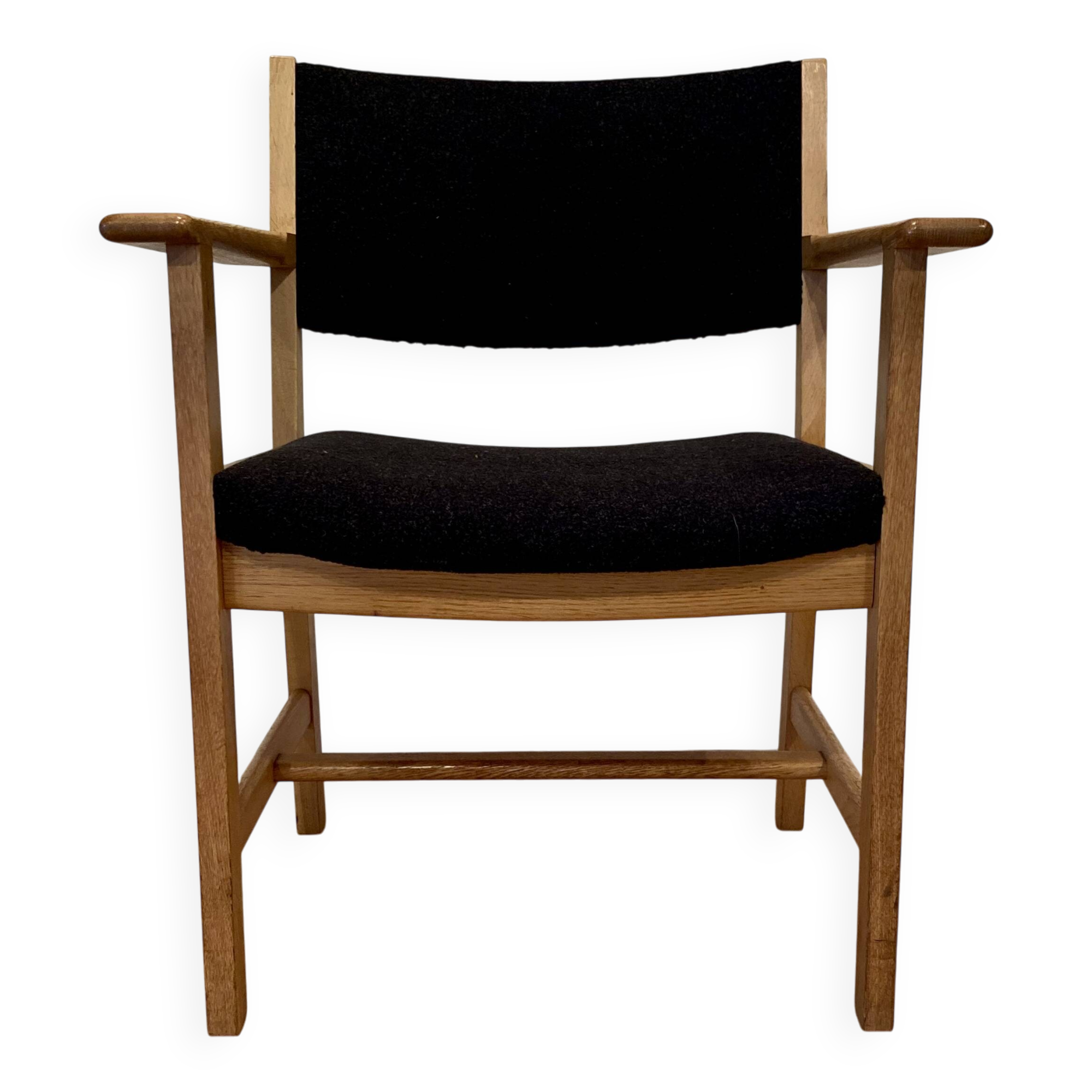 Hans Wegner armchair "Scandinavian design" 1960.