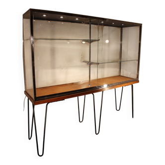 Vitrine d'exposition