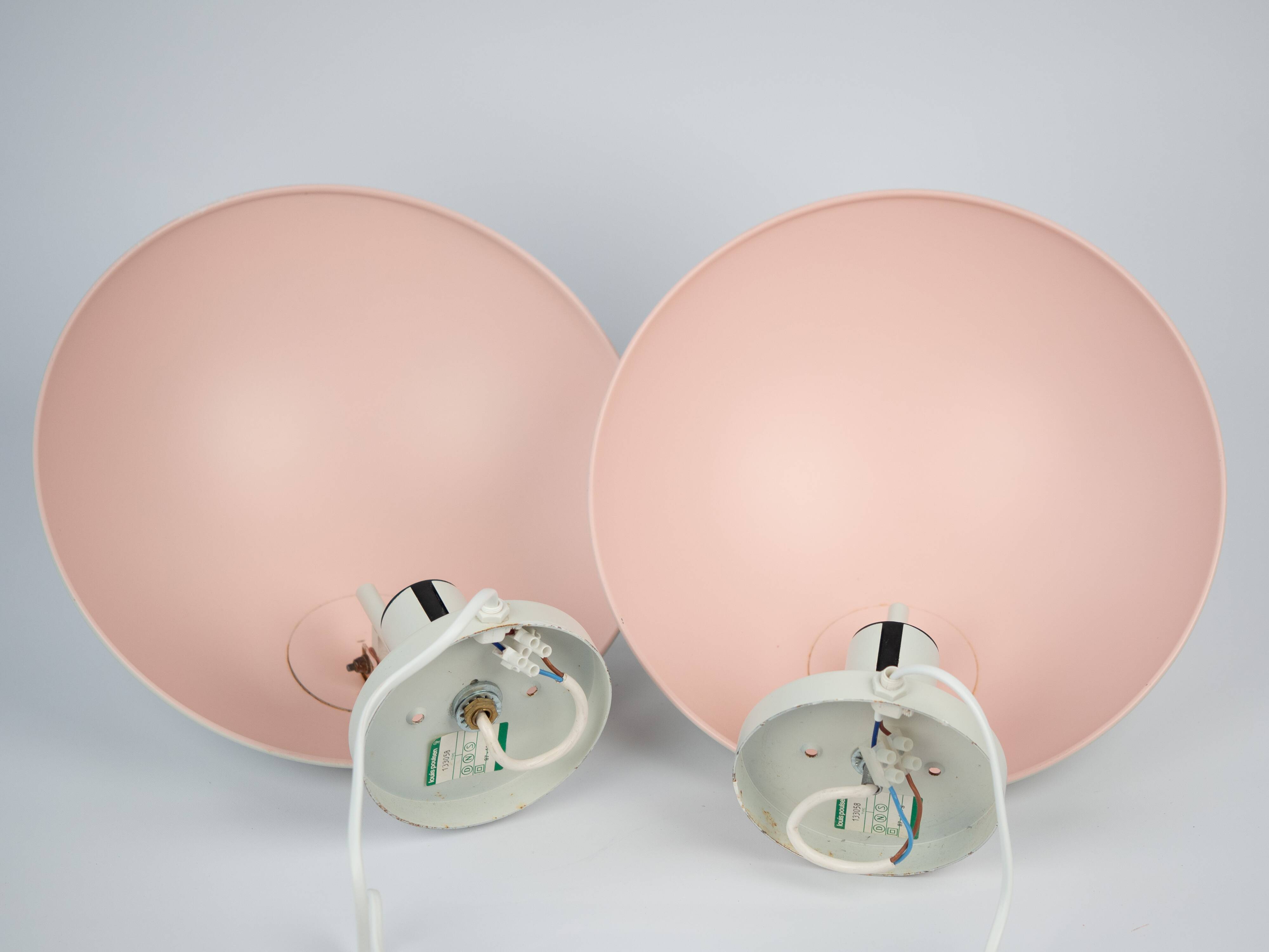 XL Paire d'appliques murales vintage danoises PH HAT par Poul Henningsen, Louis Poulsen, 1961