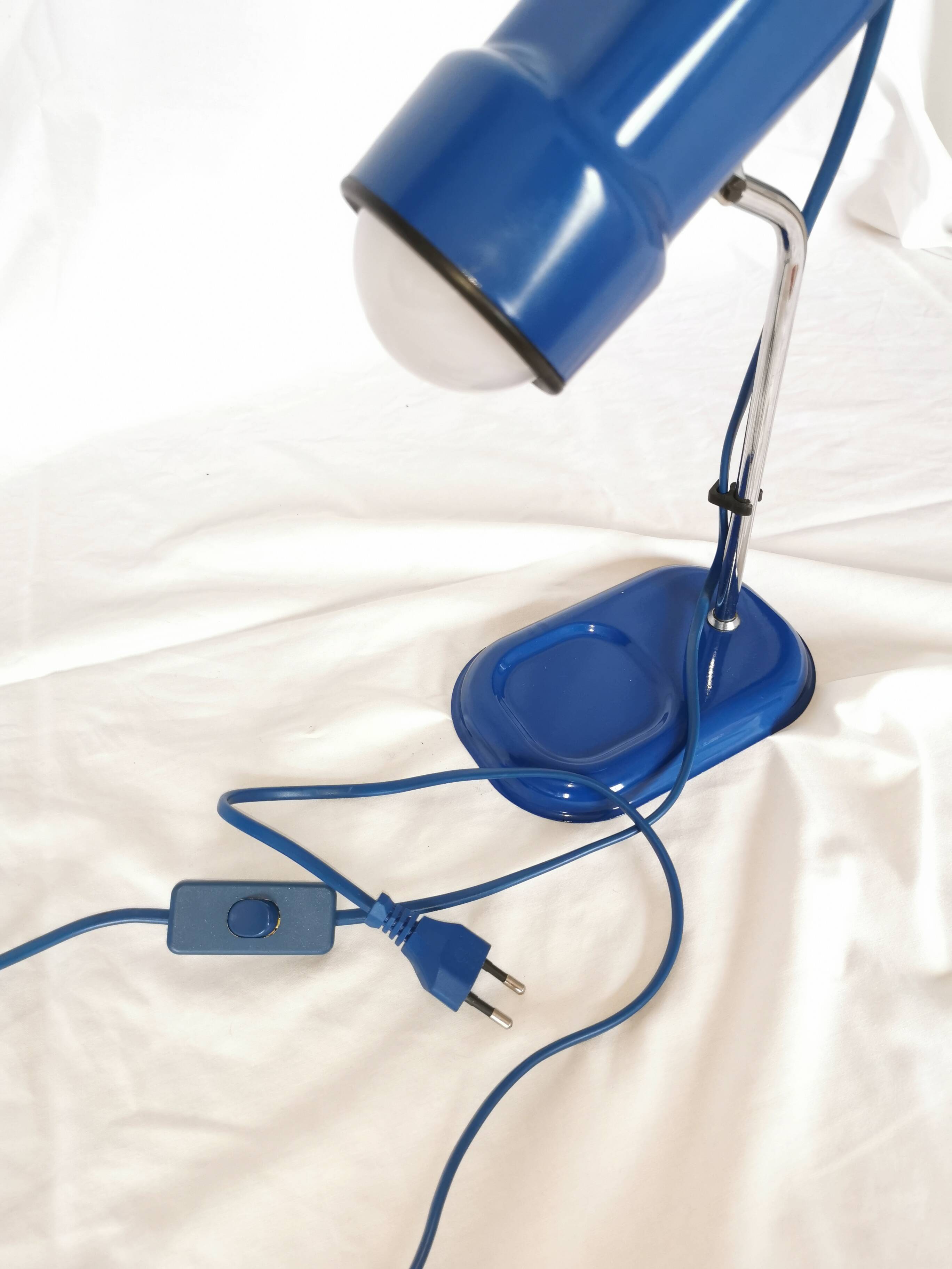 Blue and chrome adjustable spot desk lamp, Vrieland Design, Netherlands, 1970s