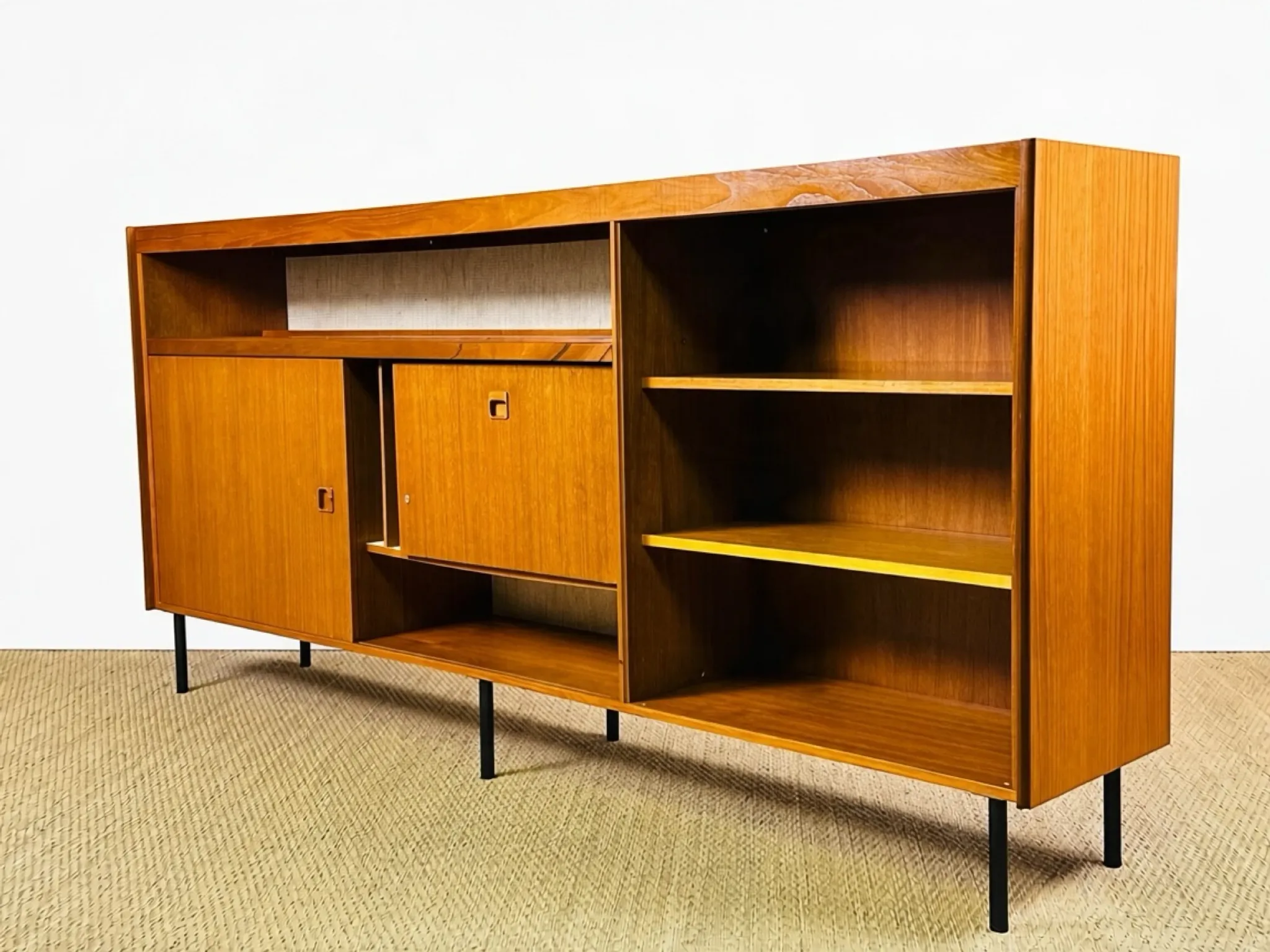 Enfilade scandinave haute en teck 1960