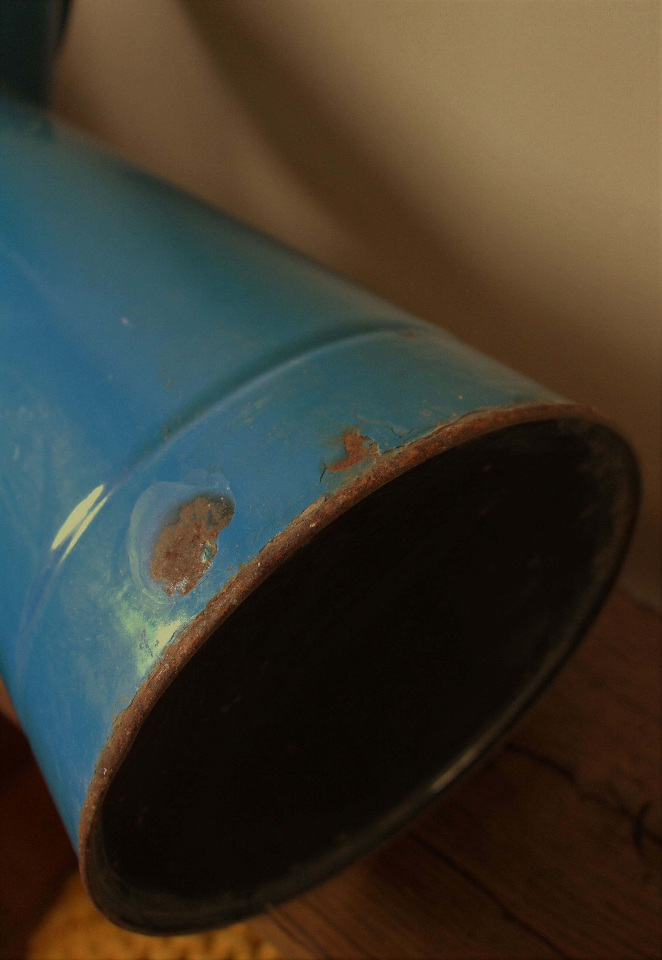 Broc oil blue enamelled sheet metal