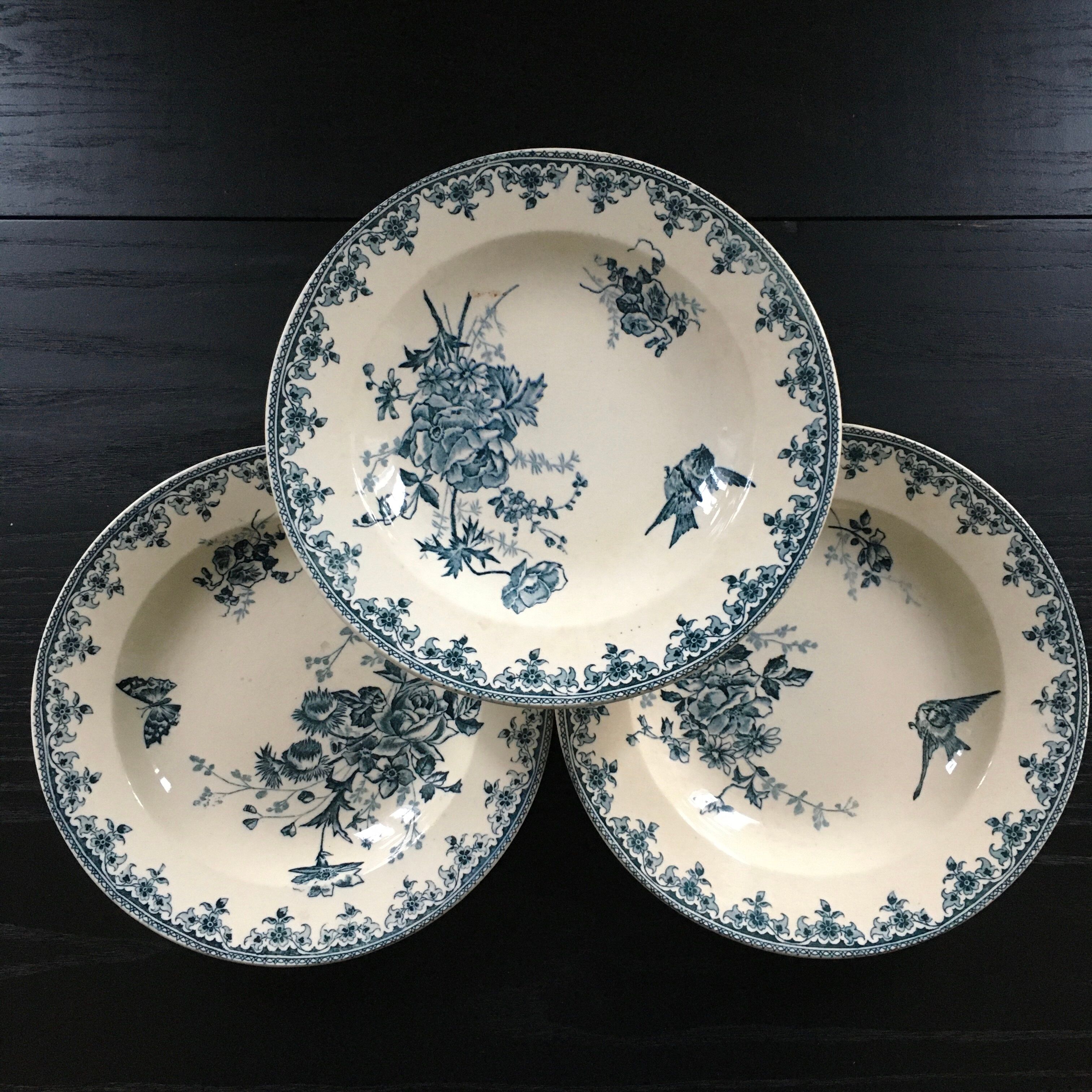 Lot 3 assiettes terre de fer
