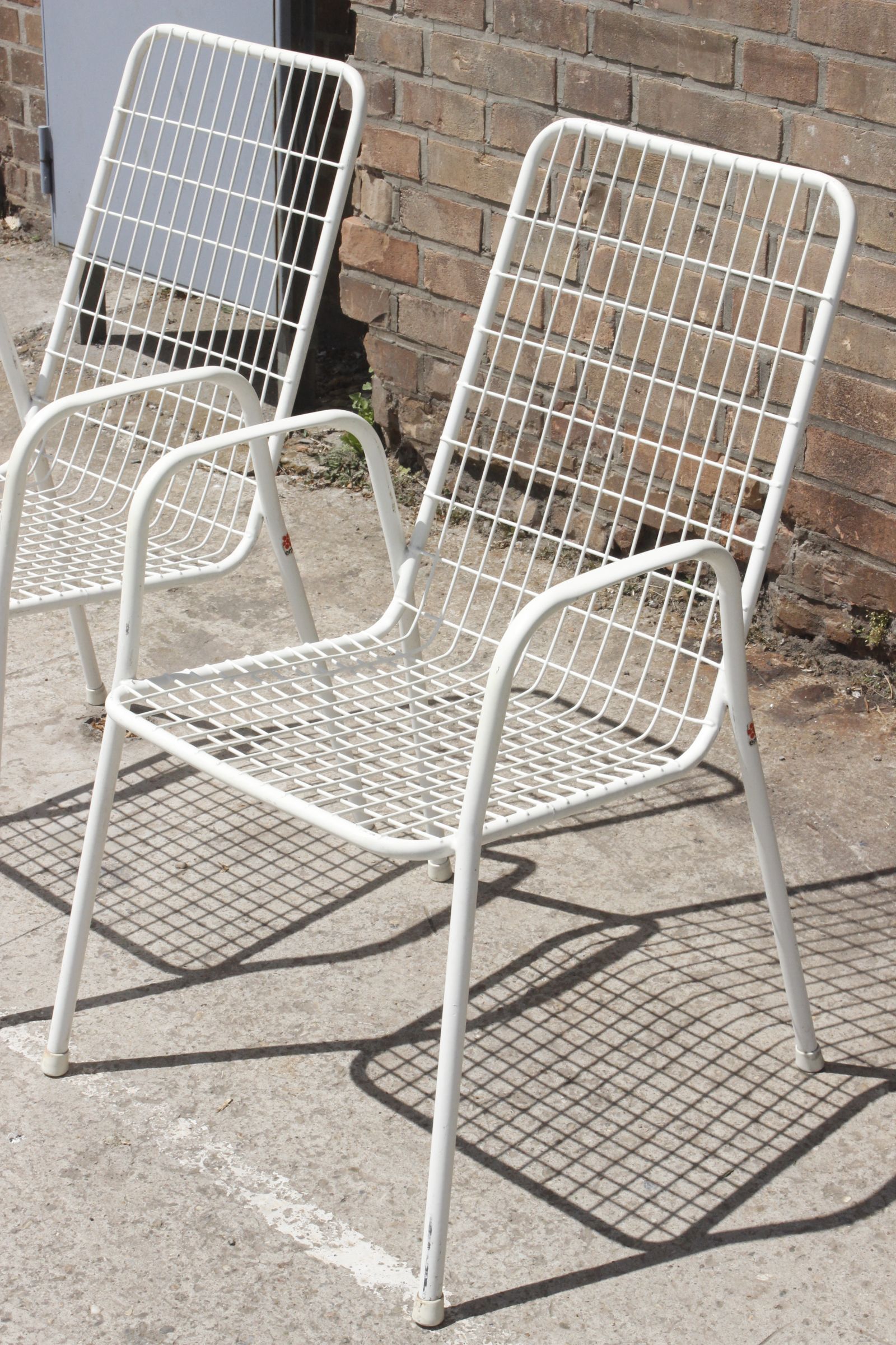 Pair of Emu Rio garden chairs in wire, Italy 1970s